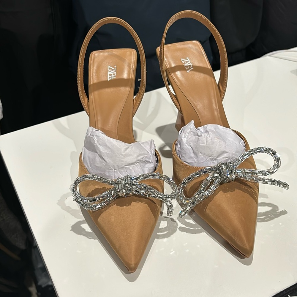 Pointed heels